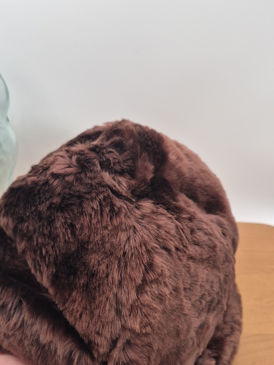 Vtg Nurseys of Bungay Sheepskin Fur Pillbox Hat Made in UK main image 6